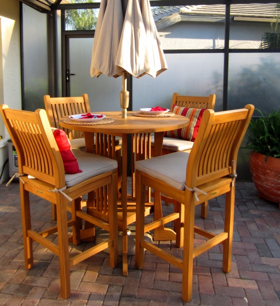 Buckingham Bar Table
