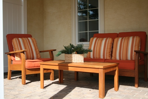 Wentworth Love Seat